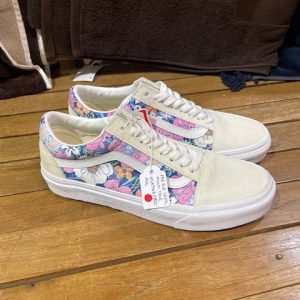 Vans Old Skool Retro Floral Lace Up-VNA5KRFB0G-2-Hero